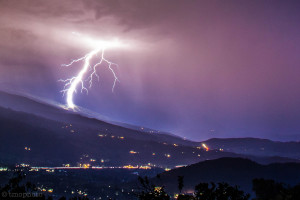 Huge-lightning-bolt-hitting-snowmass-colorado-ski-trails